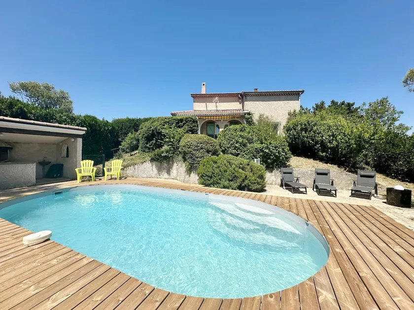 Les Thermes – Large Villa with Pool in a Green Setting - Image 1