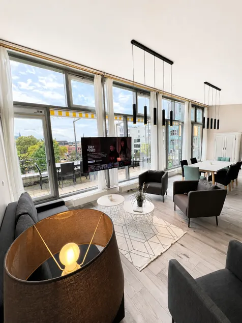 CF02 Penthouse | 105m² | citycenter | AC | balcony - Image 1