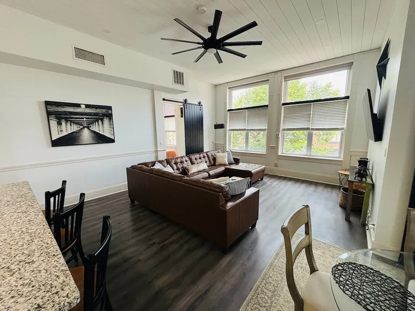 Historic Loft Retreat - Image 1
