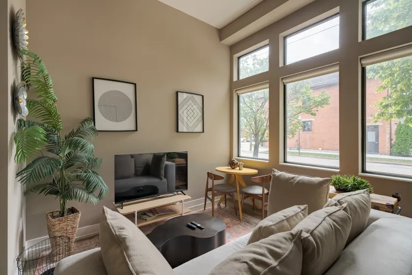 Bohemian Flat - Short North - Free Parking - Image 1