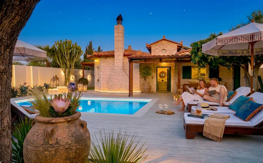Villa Olia Heated Pool 95m Walk to Sandy Beach - Image 1