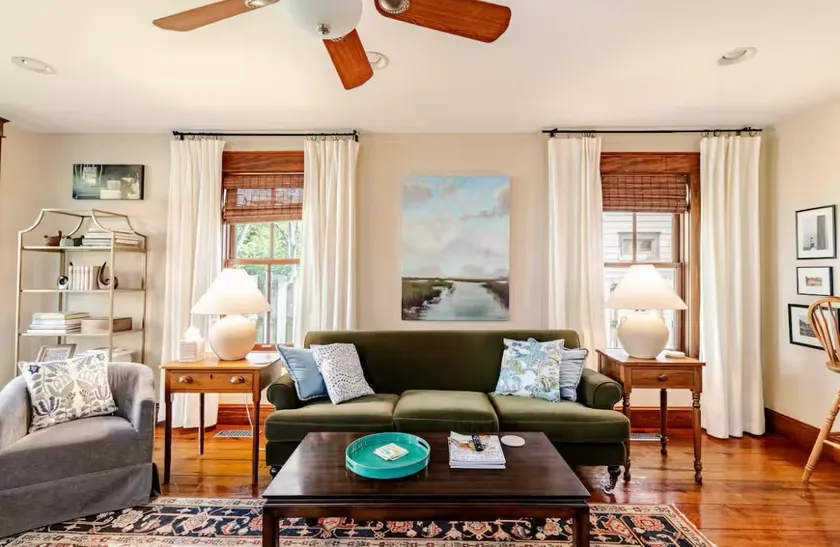 Beautiful, spacious waterfront home, an easy walk to historic Chestertown - Image 1