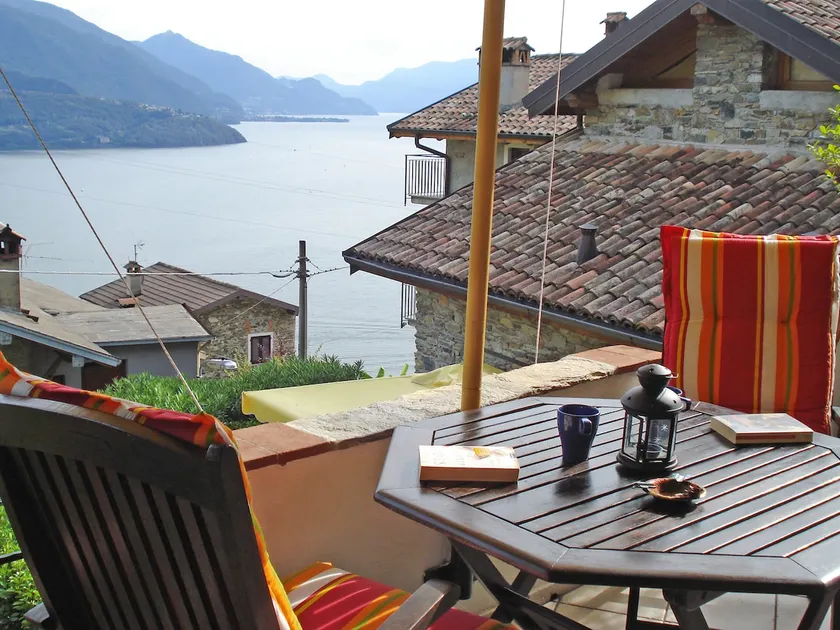 Prosecco Superiore: Terrace overlooking the lake - Image 1
