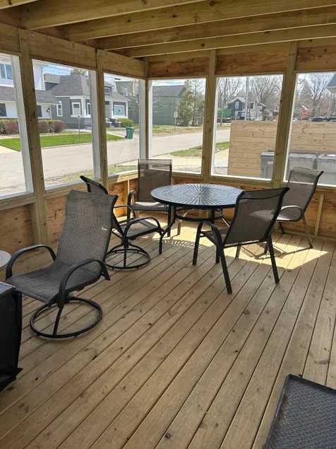 WalnutHouse! Walk Beach- private XL screen Porch - Image 1