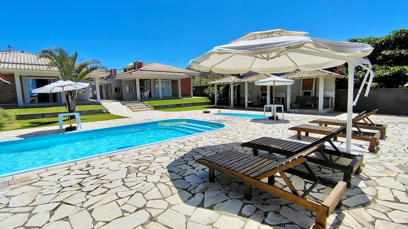 House with ocean view and pools - Image 1