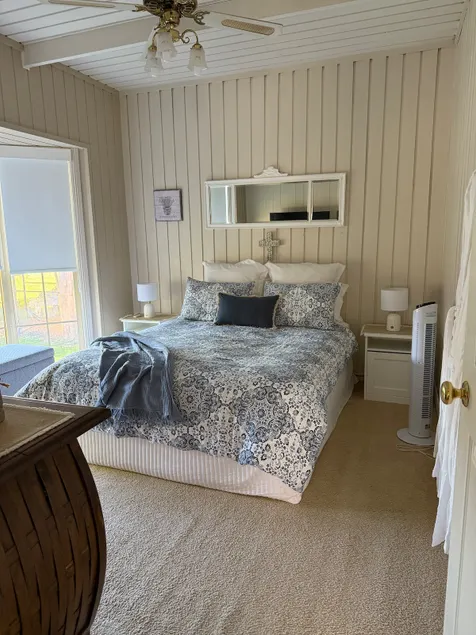 Silver Saddle Three Bedroom Cottage with Pool - Image 1