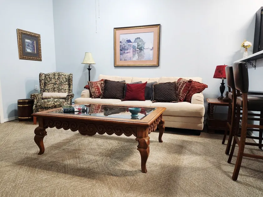 Greenman Getaway - Beautiful 2 bedroom apartment - Image 1