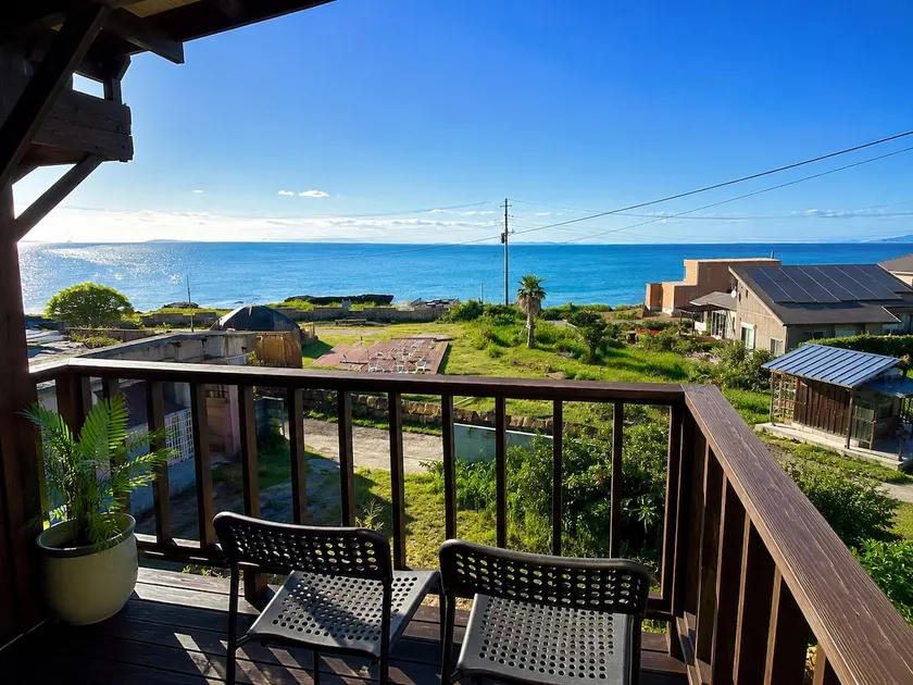 1 minute walk to the sea.Private cottage with a spectacular ocean view and BBQ - Image 1