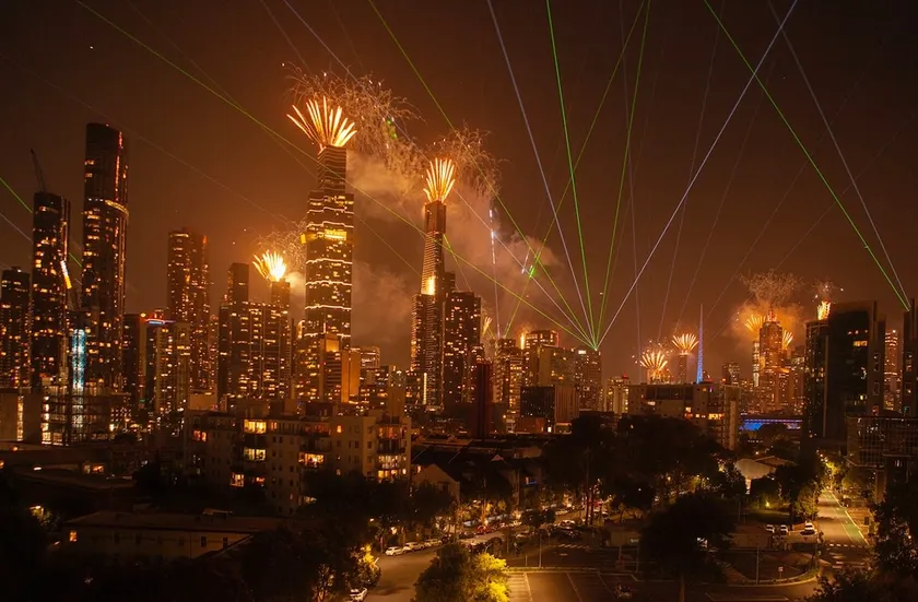 Extraordinary holiday stay for Melbourne explore - Image 1