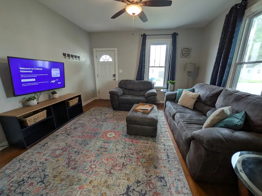 Trailway Hideaway 2Bed/2Bath w Game Room - Image 1