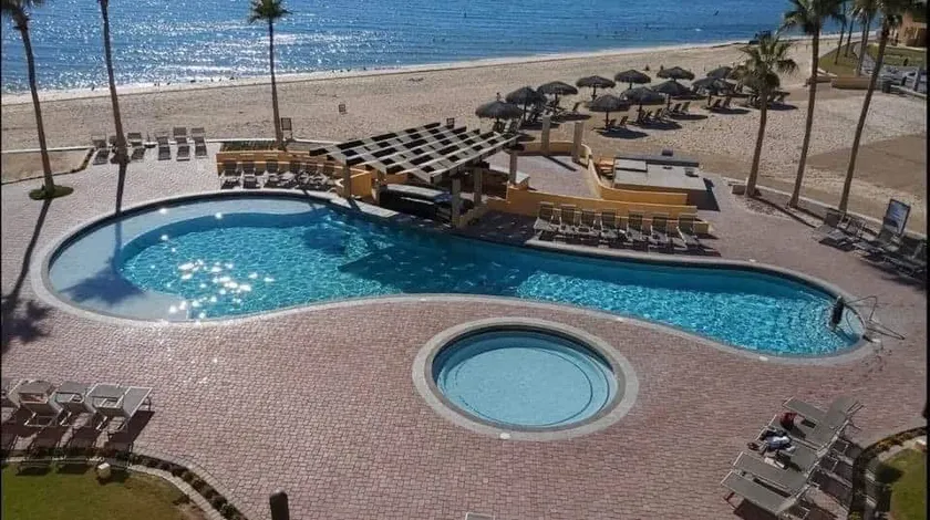 UN CONDO POUR TOUTE LA FAMILLE AVEC LA MEILLEURE VUE SUR L'OCEAN. B 506 - Image 1