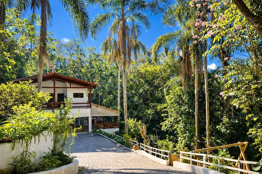 Chácara Flor da Serra - Leisure, Swimming Pool and Nature - Image 1