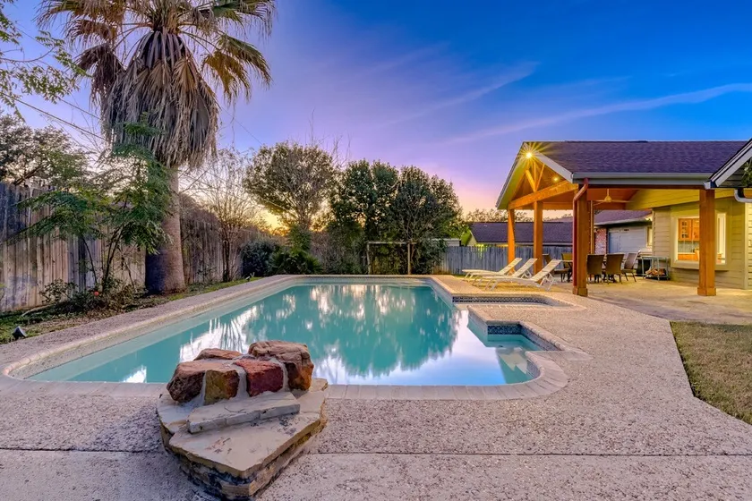 GREAT LOCATION,PRIVATE POOL,BEAUTIFUL HOUSE ... - Image 1