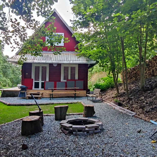 Cottage 3 overlooking the stream, more privacy - Image 1