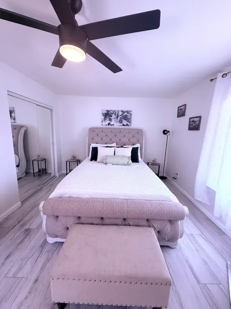 Cozy Studio w/ MTN Views, Spacious Bathroom & BBQ - Image 1
