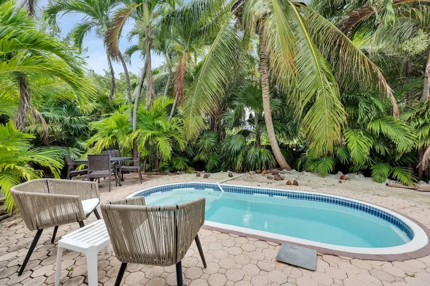 The Garden Villa – Cozy 1BR Ground-Level Half Duplex with Private Pool - Image 1