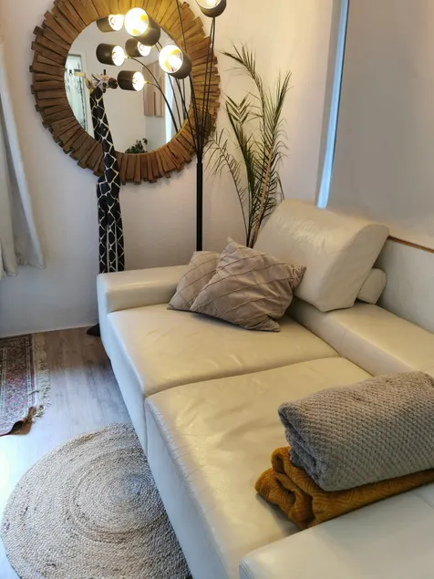 Cheap, beautiful apartment in a hiking paradise - Image 1