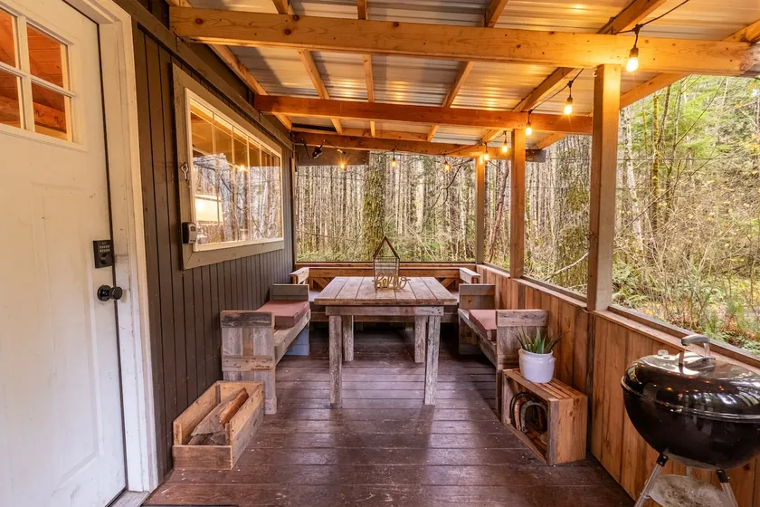 Tahoma Park House: A Hop, Skip & Jump to MRNP! - Image 1