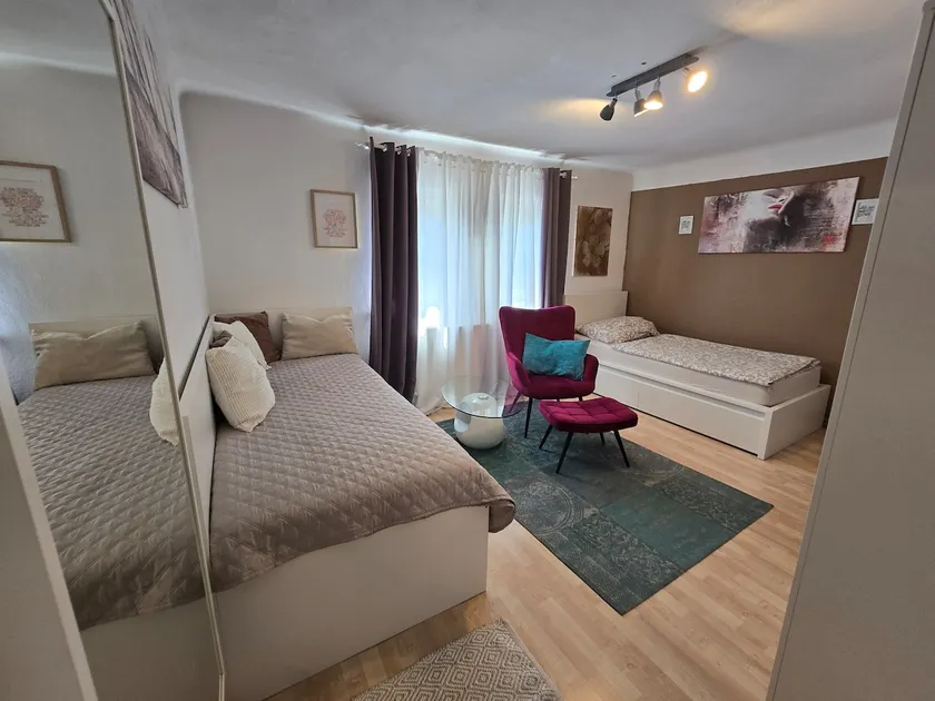 Stadt Land Reben Apartment 1 | Arrive Feel good - Image 1