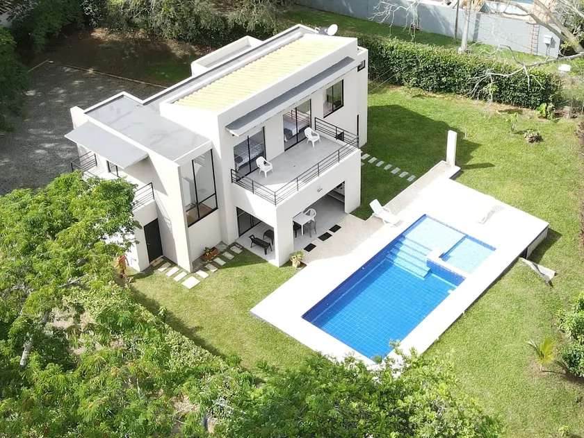 La Julieta Estate with Private Pool in Santa Fe - Image 1