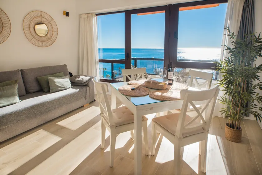 Apartamentos de Miguel, Apartment with double bed. - Image 1
