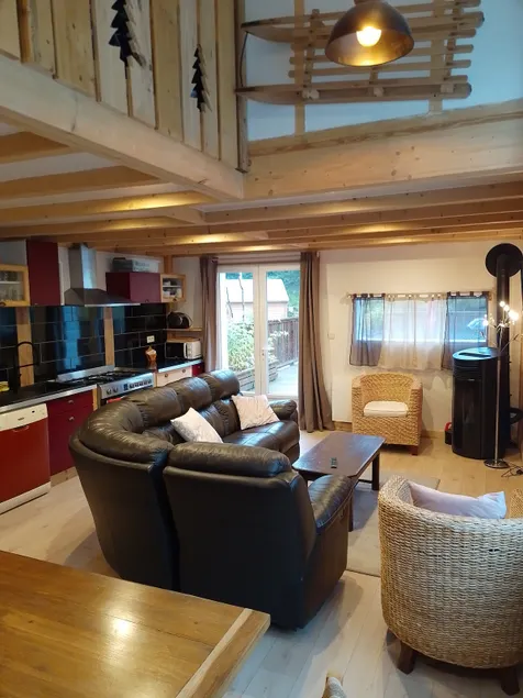 Warm refuge for family vacations - Image 1