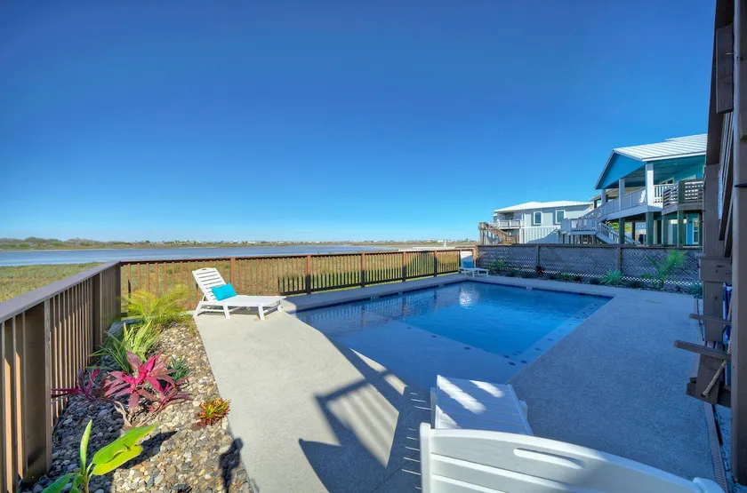 Pelican's Porch by AvantStay | Private Pool, Views - Image 1