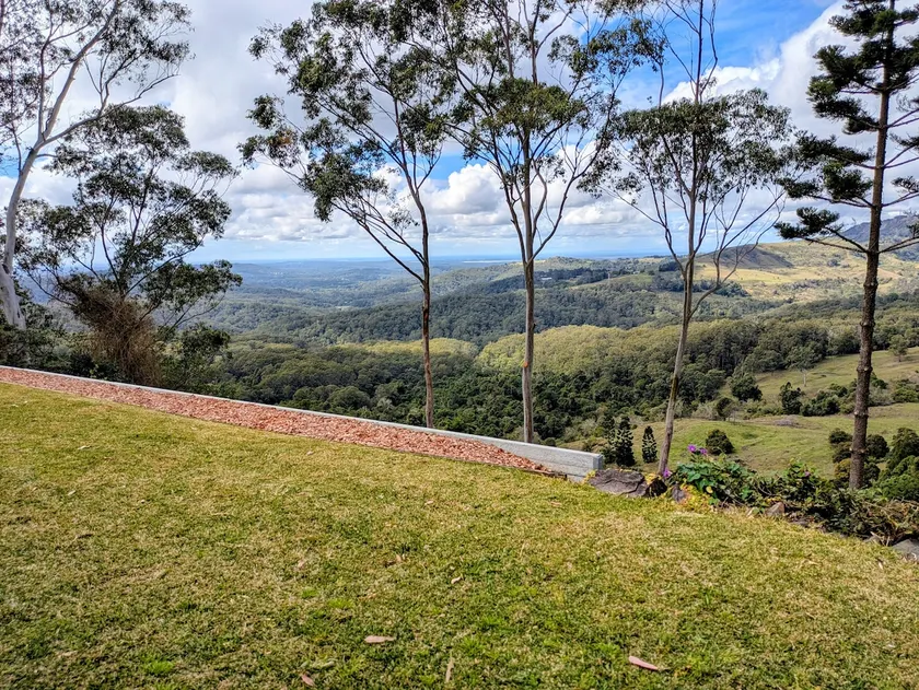 Maleny-Montville Cottages #2, 2 bed with ocean views - Image 1