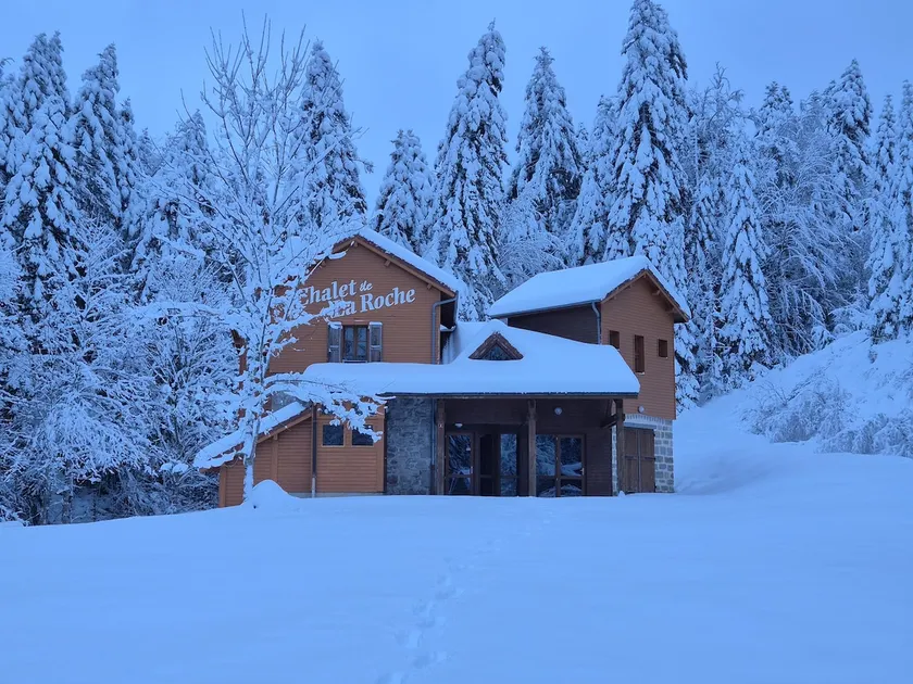 Secluded chalet in the heart of the Livradois Forez nature park - Image 1