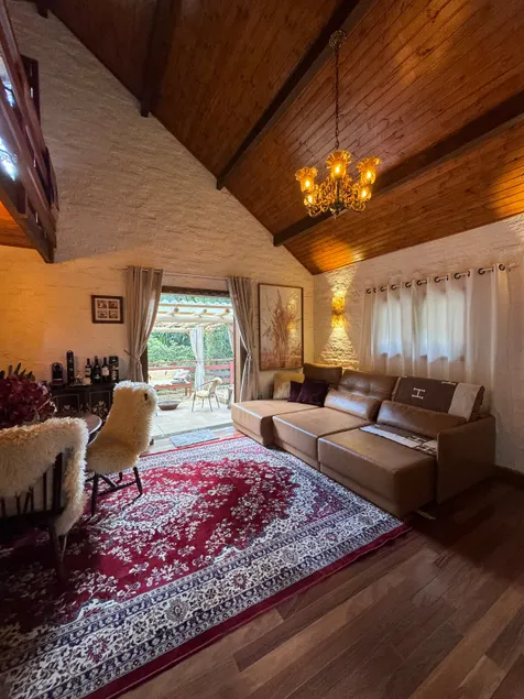 Ipê cottage with kitchen and fireplace in Monte Verde - Image 1