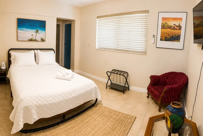 Large Private Studio, in Miami, Gables, Downtown - Image 1