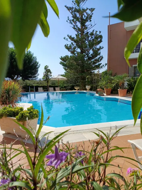 Top-rated Apt w pool, garden, BBQ|Gouves|Beach 5’ - Image 1