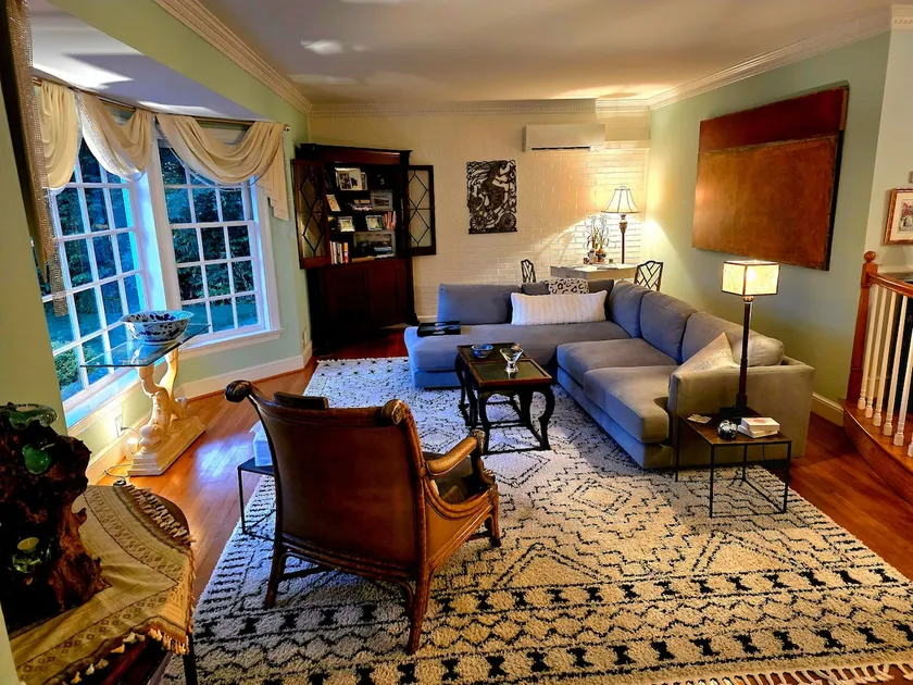 4 BR Healing Retreat with Hot Tub/Garden/Patio - Image 1