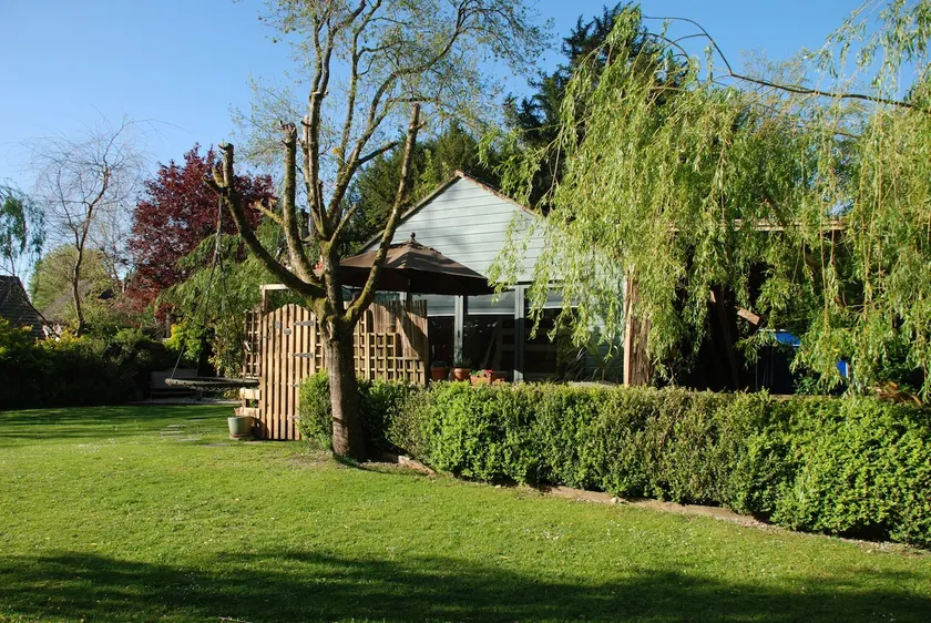 ‘The Den’ Self contained one bedroom annexe. - Image 1