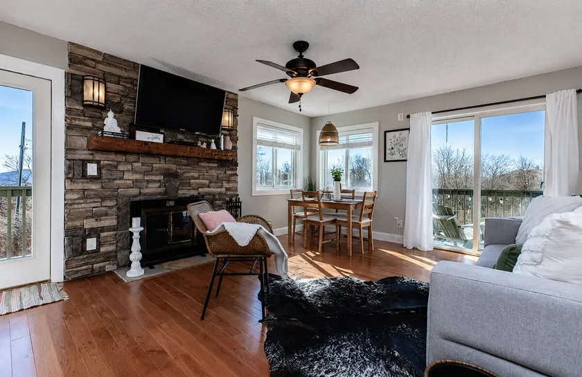 Ski Condo with Resort Indoor Pool - Image 1