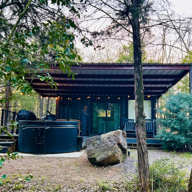 Perfect Cabin for Two- Hot Tub - Image 1