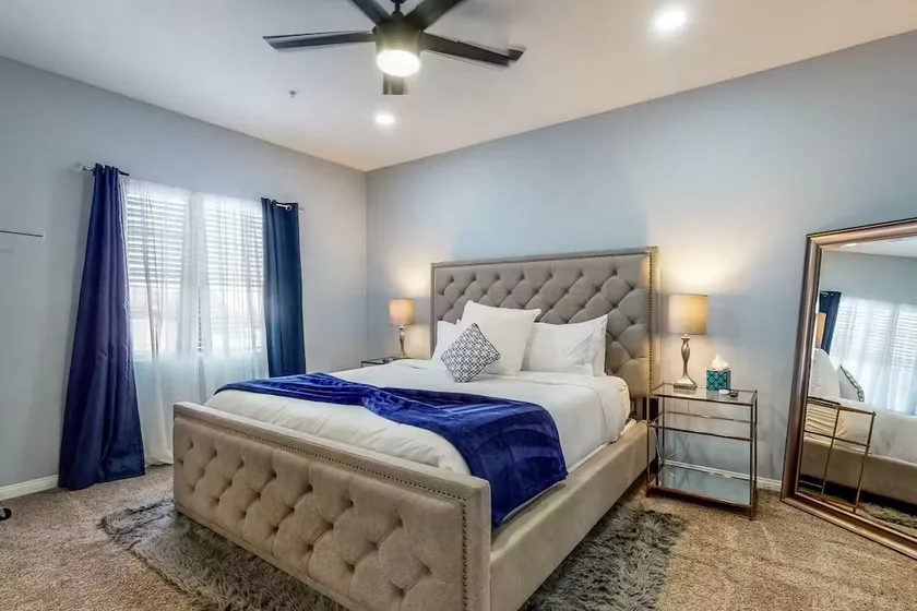 Chic LA townhouse near LAX/SoFi - Image 1