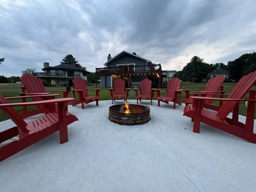 Updated Home-HotTub-Views-Gameroom-Firepit - Image 1
