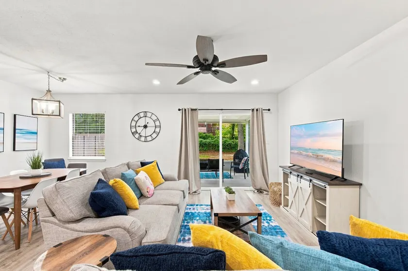 2BR Home + Yard | October Stay - Image 1