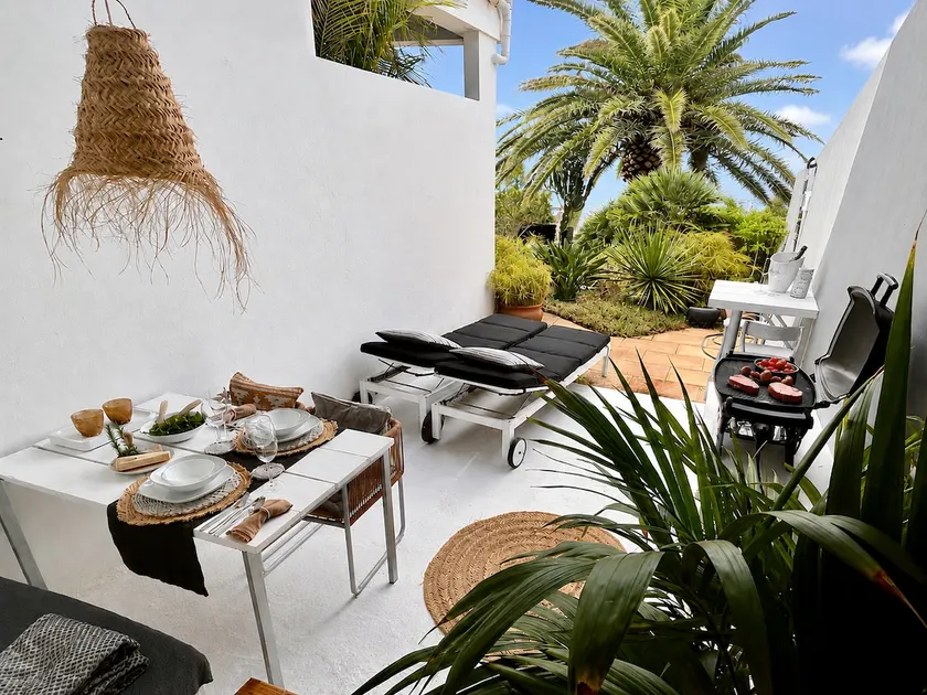Wellness oasis with volcano garden WOW view (2 pers) - Image 1