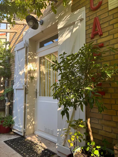 ”France” studio apartment, 10 minutes from Clamart Train Station - Image 1
