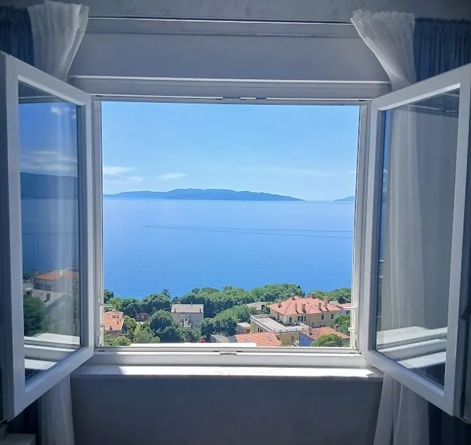 Lägenhet i Rijeka med utsikt - Image 1