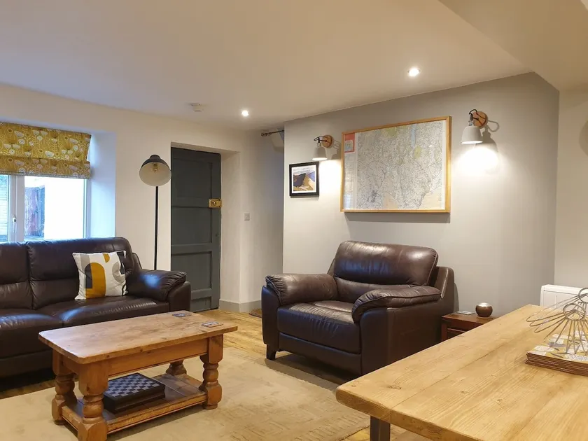 No8 3 bed cottage Winter Deals offered 3 nights or more Nov-Mar - Image 1