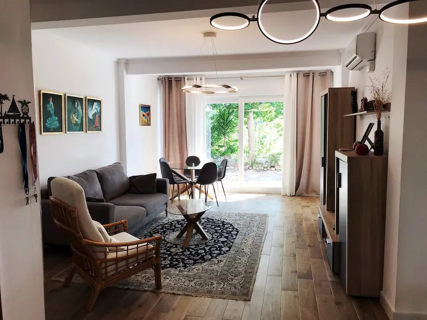Darius HOUSE - 100m from the beach, 3 bedrooms, A/C - Image 1