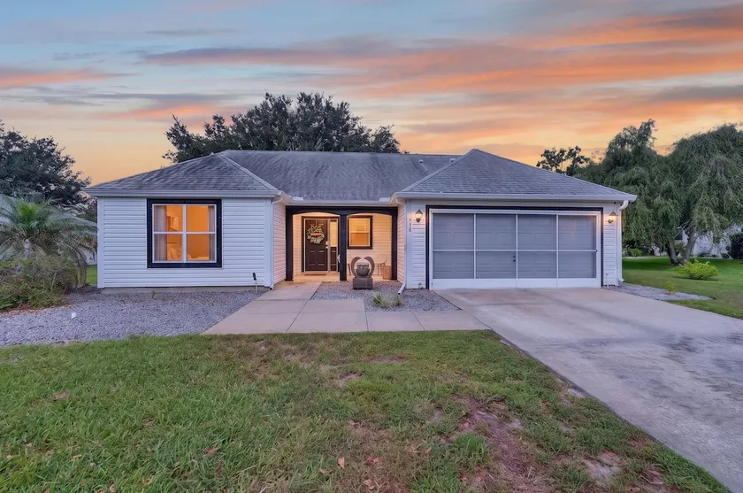 Villa Tortuga Modern Updated home with 2beds/2bath  Modern Farmhouse w/Golfcart - Image 1