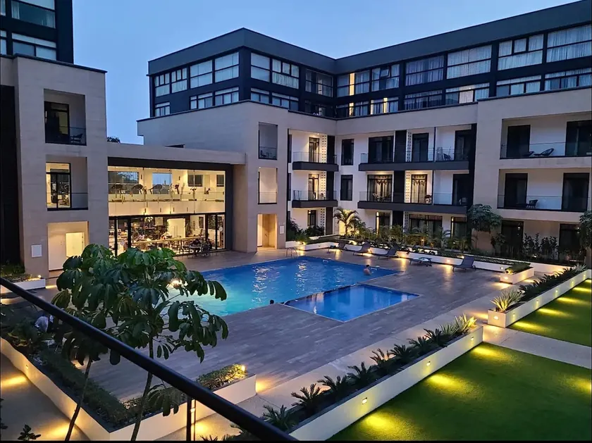 lovely serviced Pool view studio apartment. - Image 1