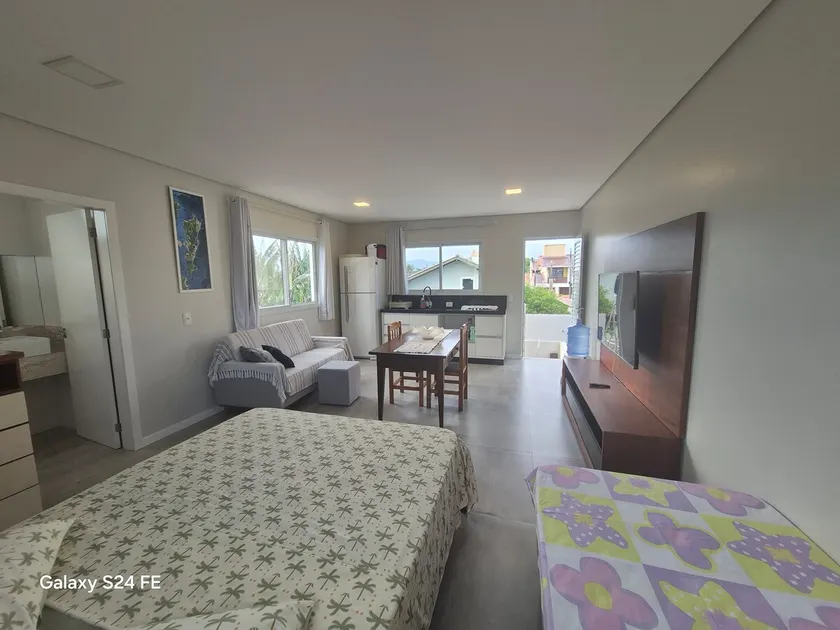 Studio Apartment at Daniela's: side entrance/green area - Image 1