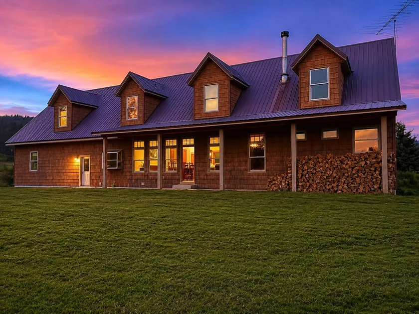 Farmhouse at Common Ground - Image 1