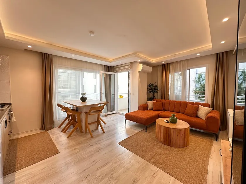 Your house in a magnificent location within walking distance to the beach. - Image 1