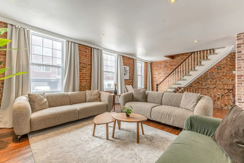 The Urban Chalet - Downtown - Image 1